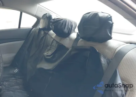 2013 Honda Civic Hybrid z USA, uszkodzony, nr VIN 19XFB4F23DE200176